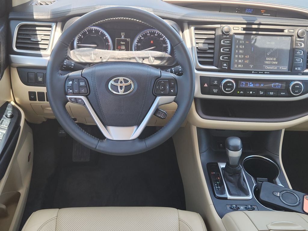 2016 Toyota Highlander Limited