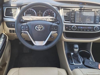 2016 Toyota Highlander Limited