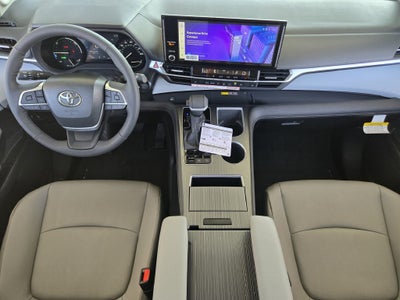 2026 Toyota Sienna XLE 8 Passenger
