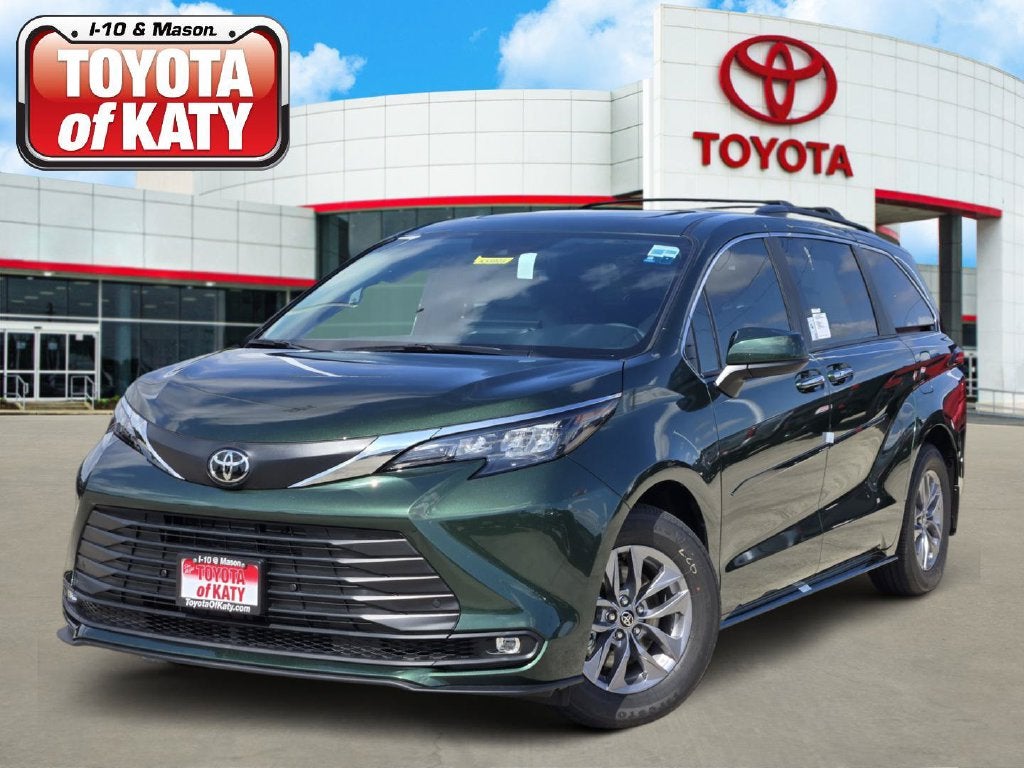 2026 Toyota Sienna XLE 8 Passenger