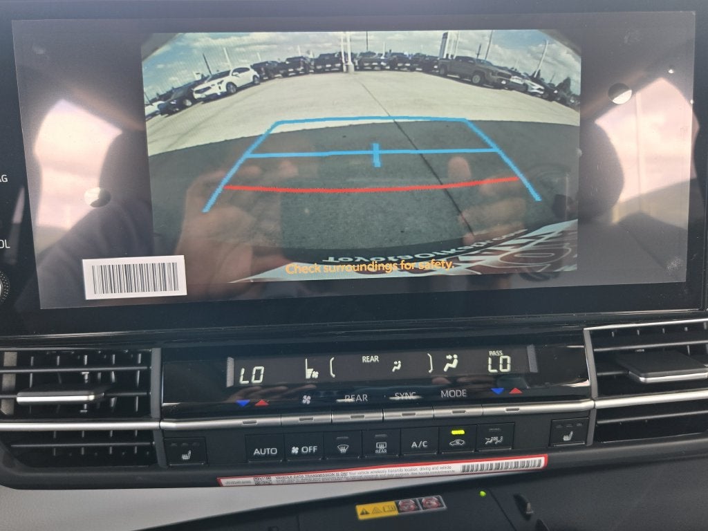 2026 Toyota Sienna XLE 8 Passenger