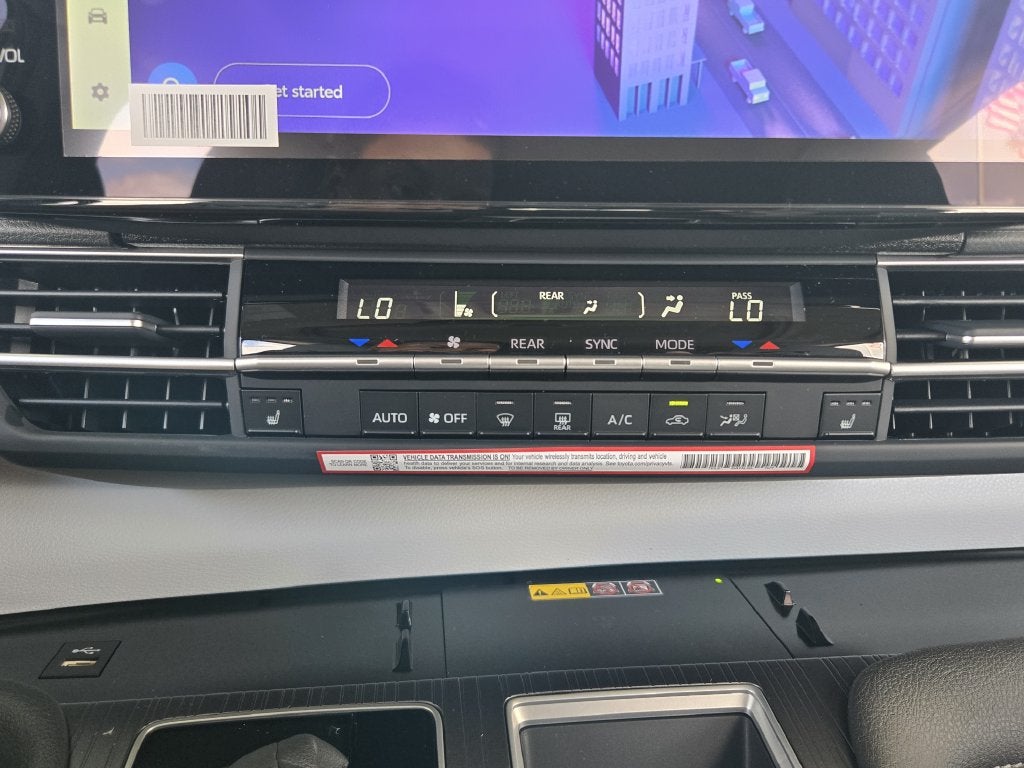 2026 Toyota Sienna XLE 8 Passenger