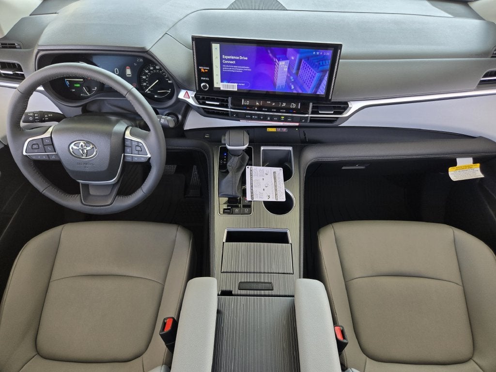 2026 Toyota Sienna XLE 8 Passenger