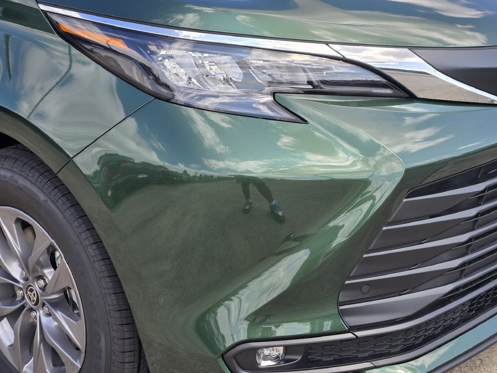 2026 Toyota Sienna XLE 8 Passenger