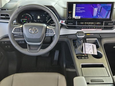 2026 Toyota Sienna XLE 8 Passenger
