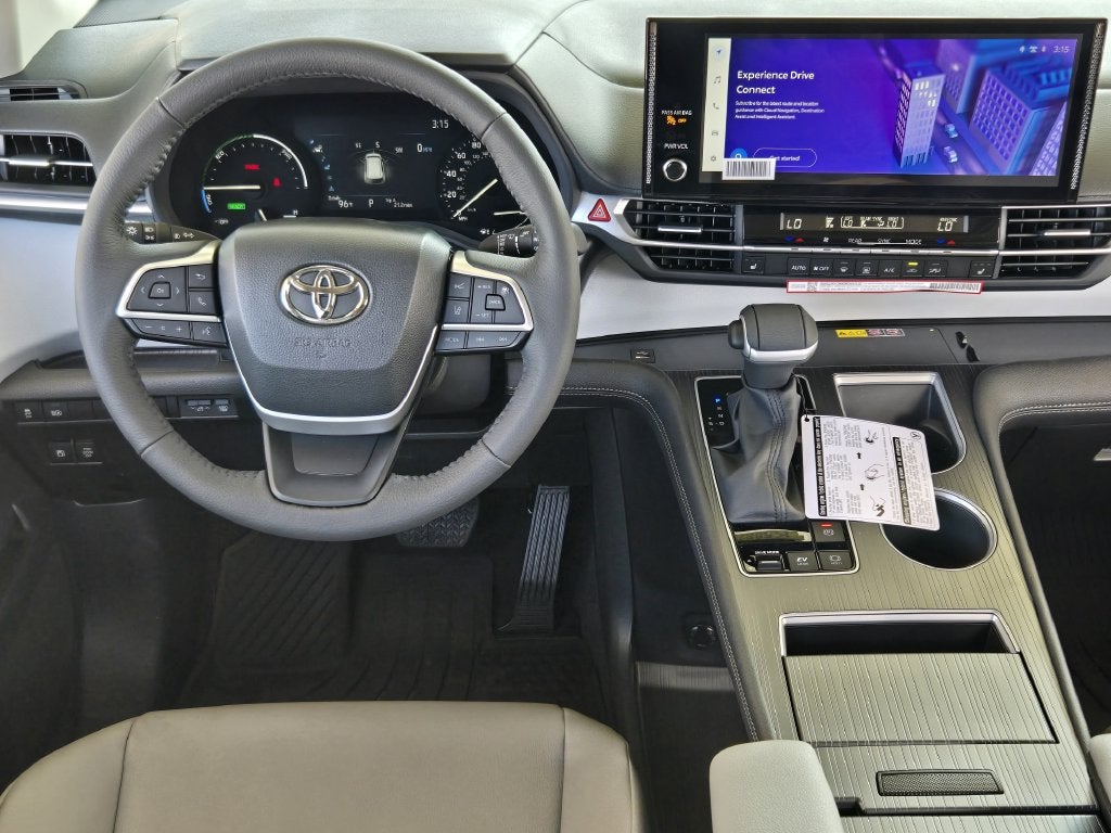 2026 Toyota Sienna XLE 8 Passenger