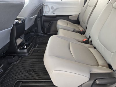 2026 Toyota Sienna XLE 8 Passenger