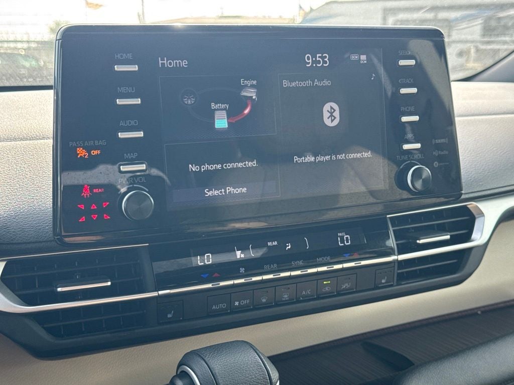 2024 Toyota Sienna XLE 8 Passenger