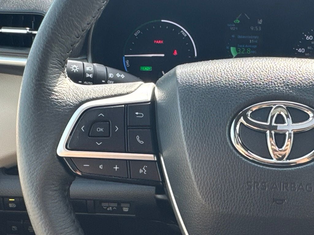 2024 Toyota Sienna XLE 8 Passenger