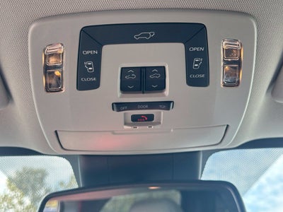 2026 Toyota Sienna XLE 8 Passenger