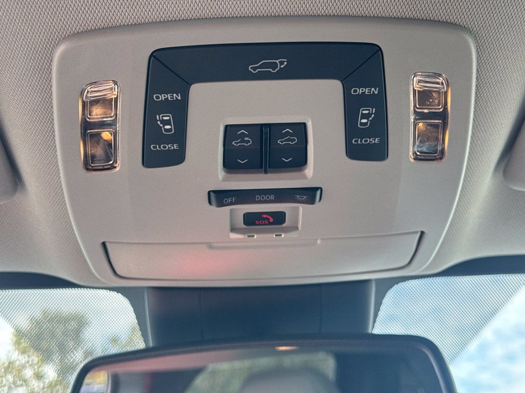 2026 Toyota Sienna XLE 8 Passenger