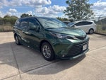 2026 Toyota Sienna XLE 8 Passenger