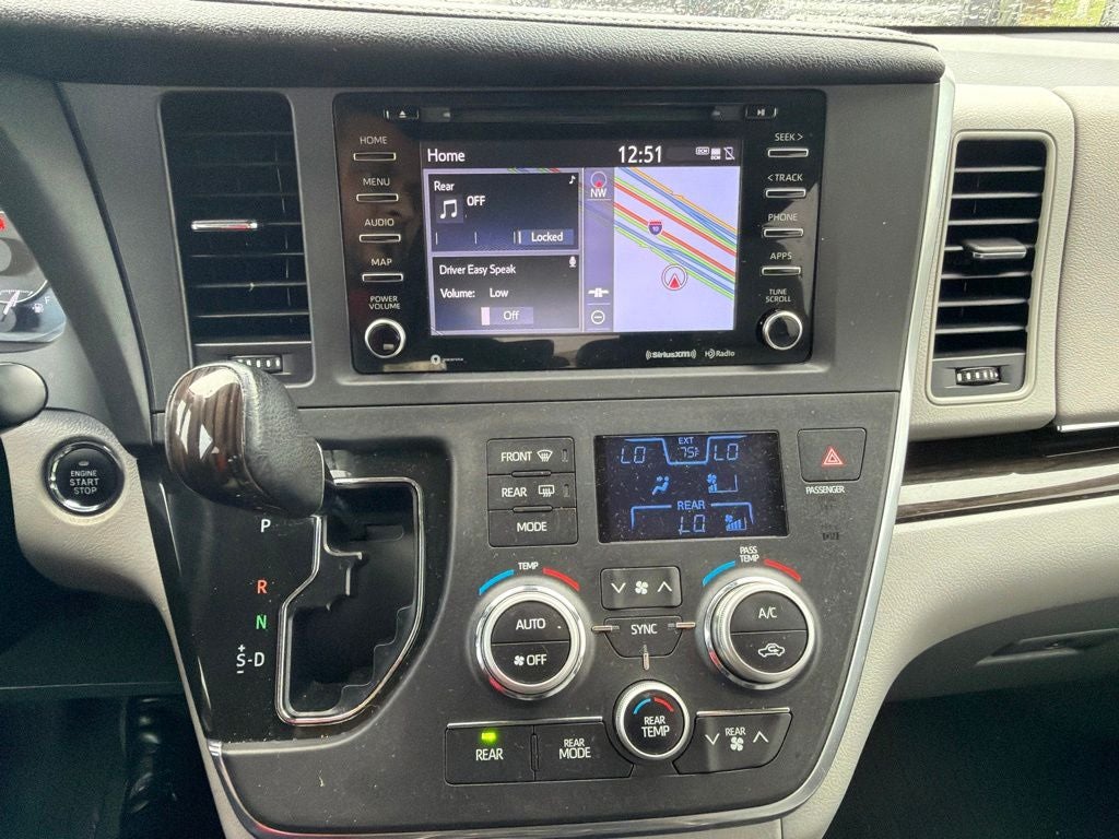 2018 Toyota Sienna XLE Premium 8 Passenger