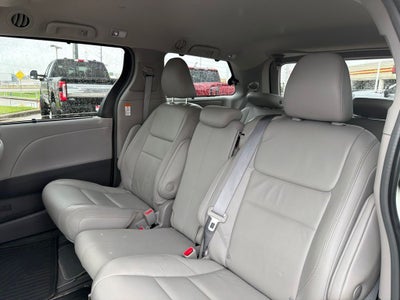 2018 Toyota Sienna XLE Premium 8 Passenger