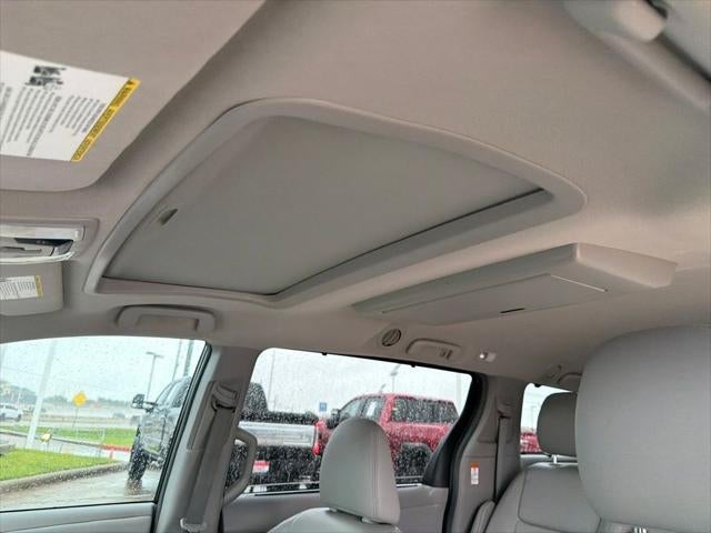 2018 Toyota Sienna XLE Premium 8 Passenger