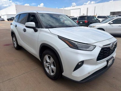 2022 Toyota Highlander Hybrid LE