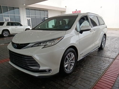 2021 Toyota Sienna Limited 7 Passenger