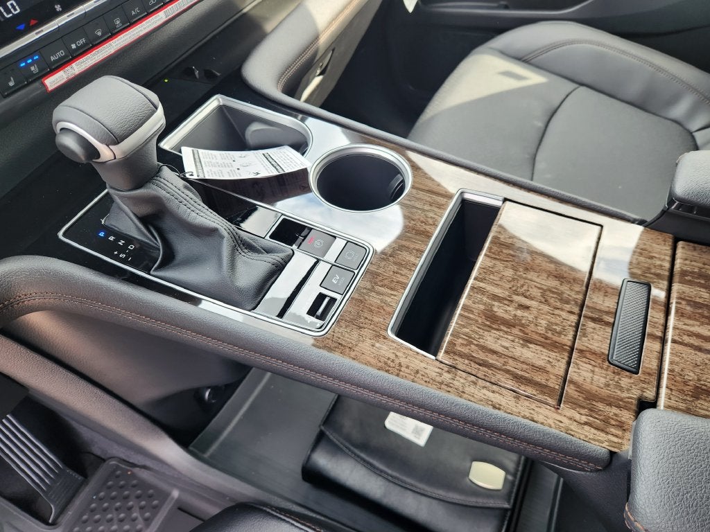 2026 Toyota Sienna Limited 7 Passenger