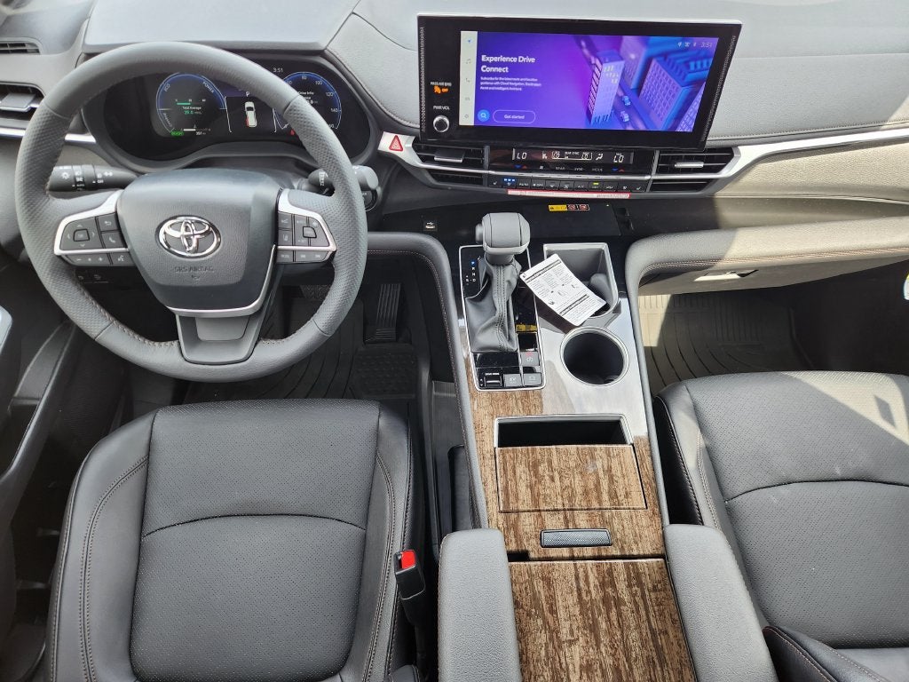 2026 Toyota Sienna Limited 7 Passenger