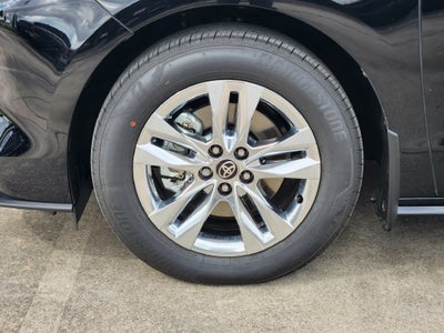 2026 Toyota Sienna Limited 7 Passenger