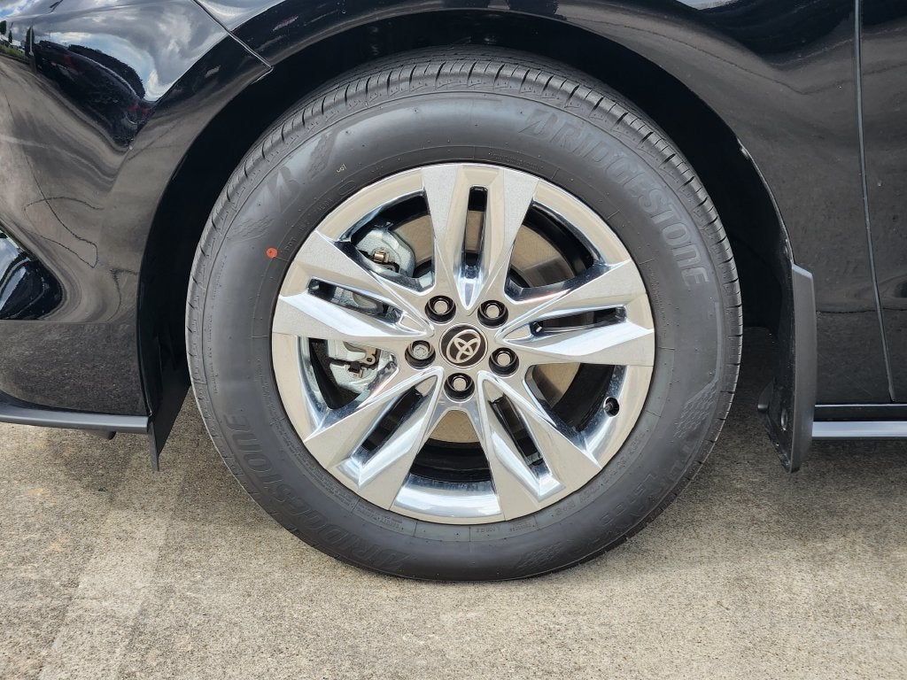 2026 Toyota Sienna Limited 7 Passenger