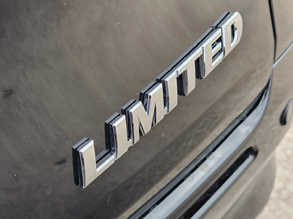 2026 Toyota Sienna Limited 7 Passenger