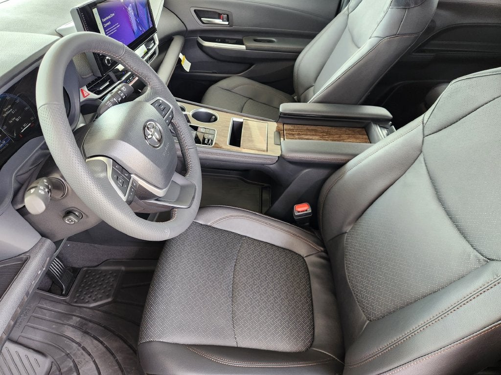 2026 Toyota Sienna Limited 7 Passenger