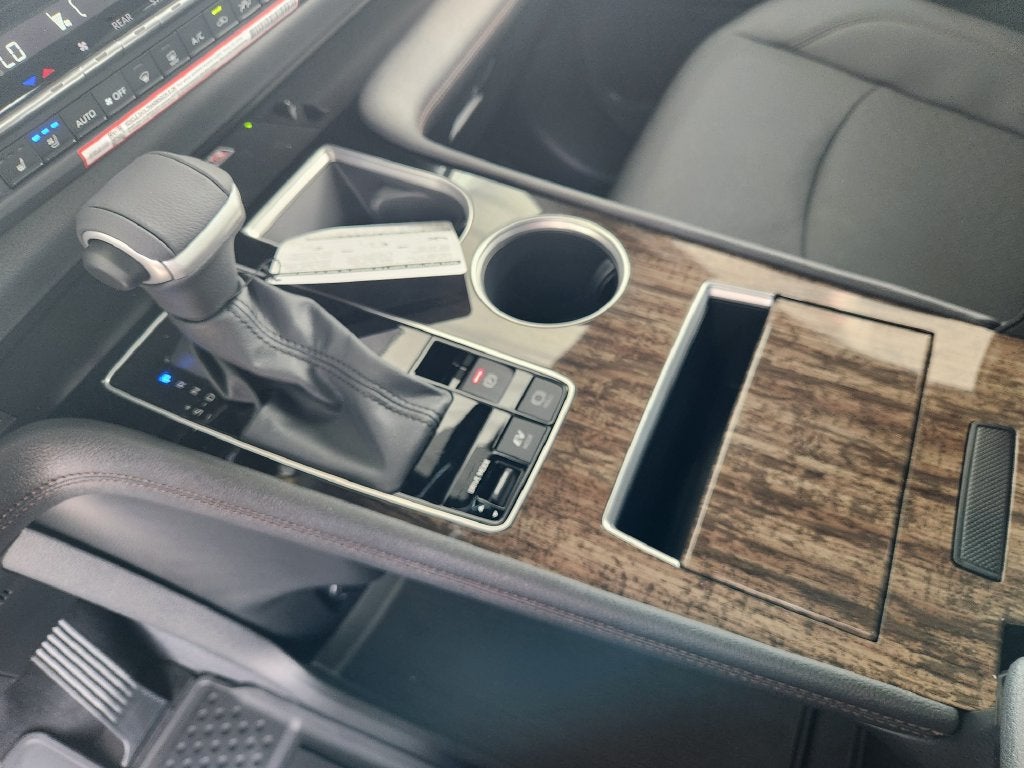 2026 Toyota Sienna Limited 7 Passenger