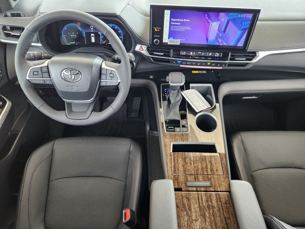 2026 Toyota Sienna Limited 7 Passenger