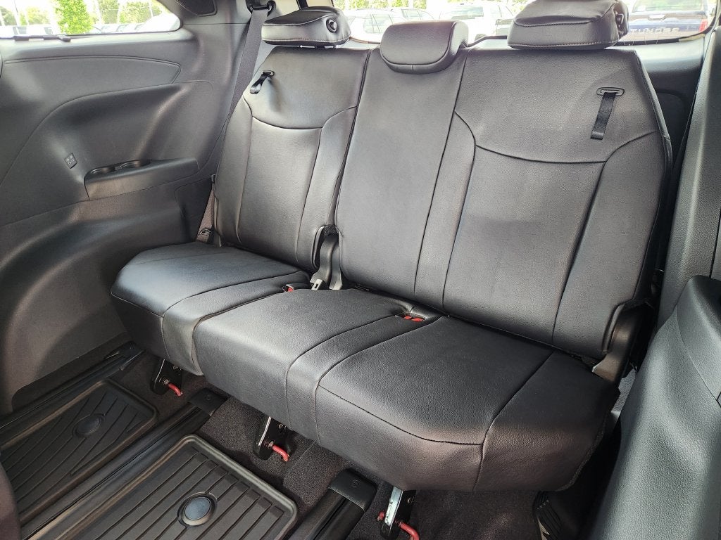 2026 Toyota Sienna Limited 7 Passenger