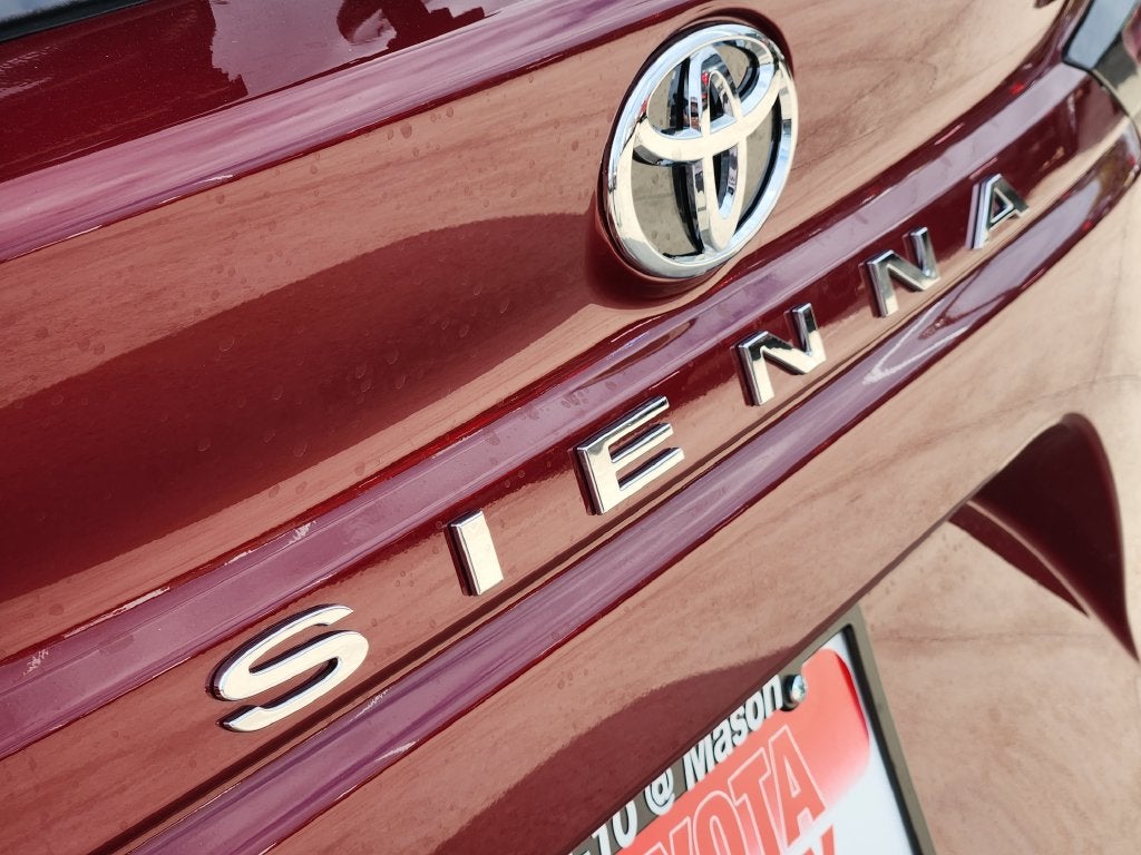 2026 Toyota Sienna Limited 7 Passenger