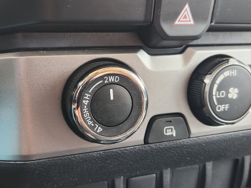 2020 Toyota TACOMA SR SR V6