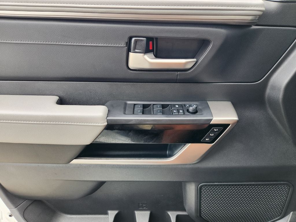 2024 Toyota Tundra i-FORCE MAX Limited