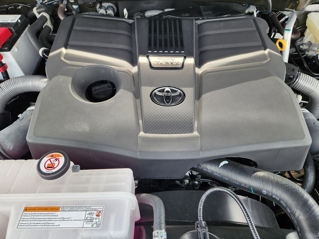 2026 Toyota TUNDRA 4X4 SR