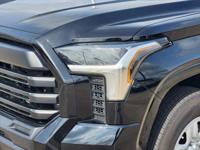 2026 Toyota TUNDRA 4X4 SR