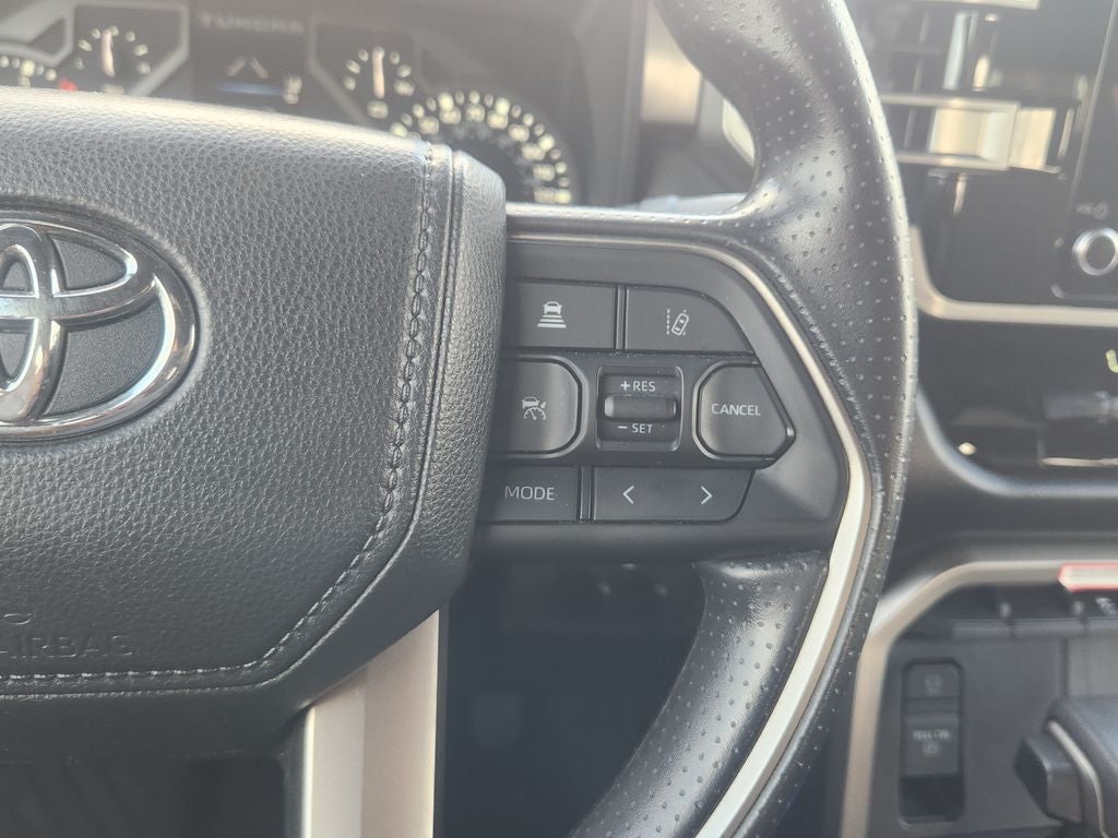 2025 Toyota TUNDRA 4X2 SR5