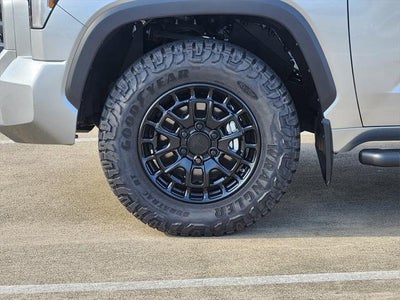 2025 Toyota TUNDRA 4X2 SR5
