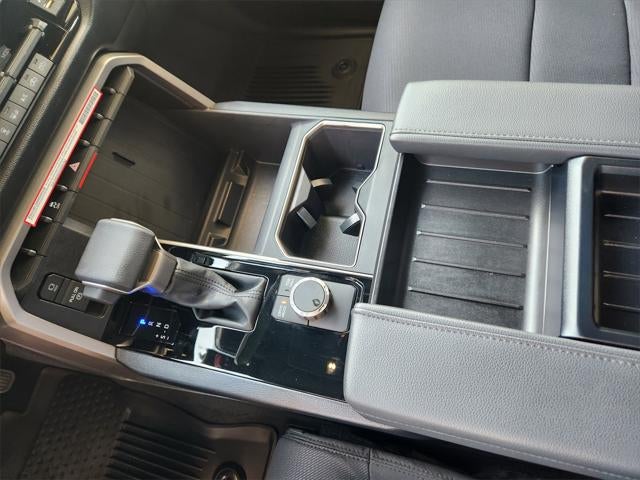 2025 Toyota TUNDRA 4X2 SR5