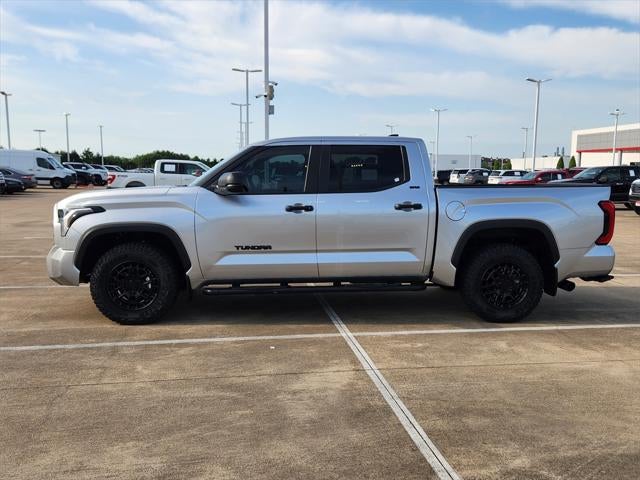 2025 Toyota TUNDRA 4X2 SR5