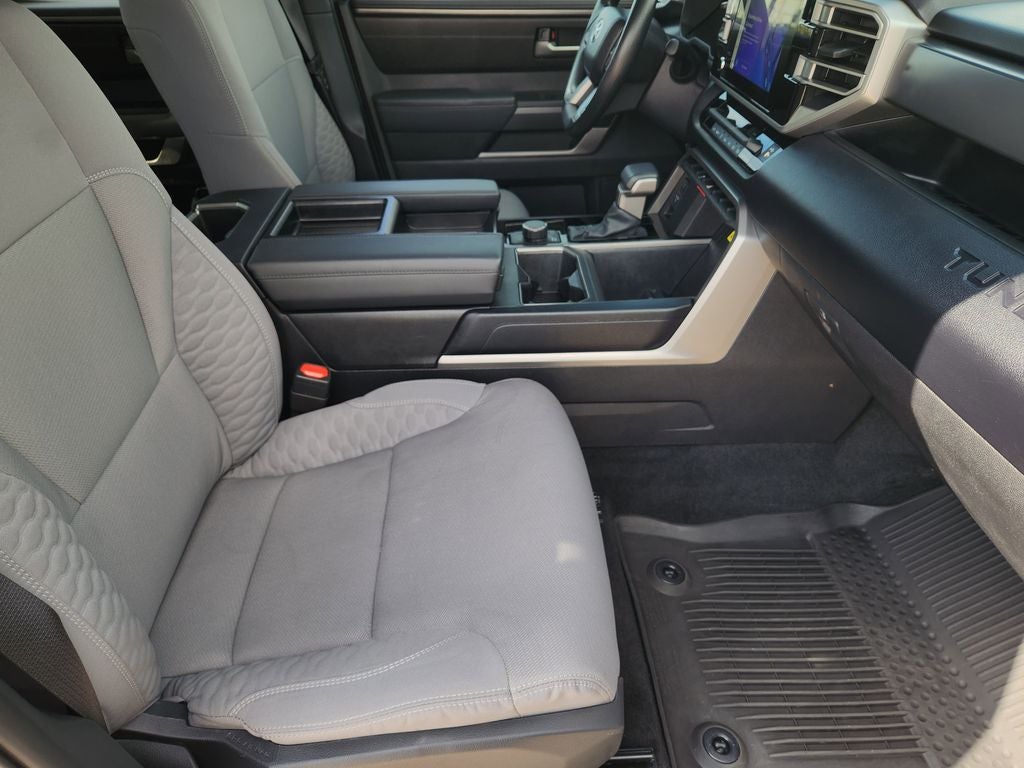 2025 Toyota TUNDRA 4X2 SR5
