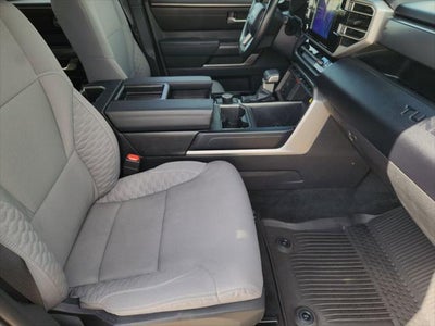 2025 Toyota TUNDRA 4X2 SR5