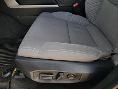 2025 Toyota TUNDRA 4X2 SR5