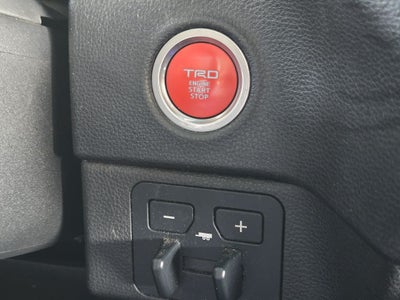 2022 Toyota TUNDRA 4X4 SR5