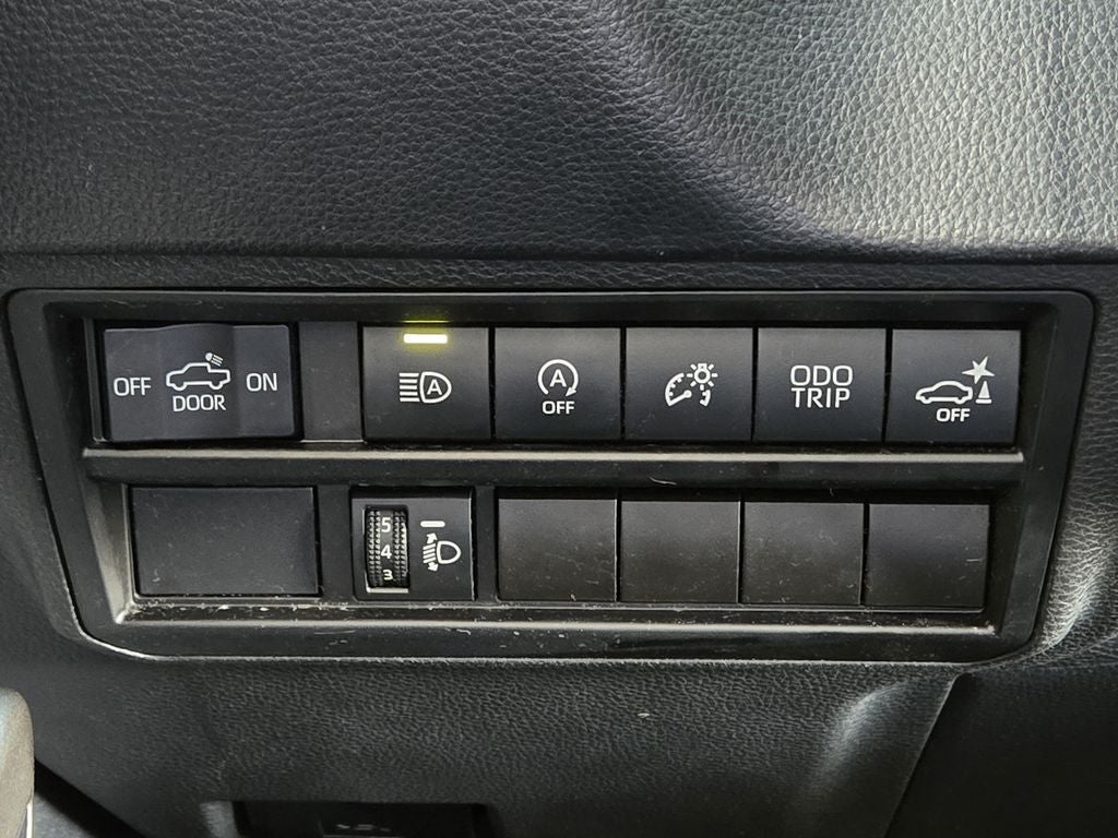 2022 Toyota TUNDRA 4X4 SR5