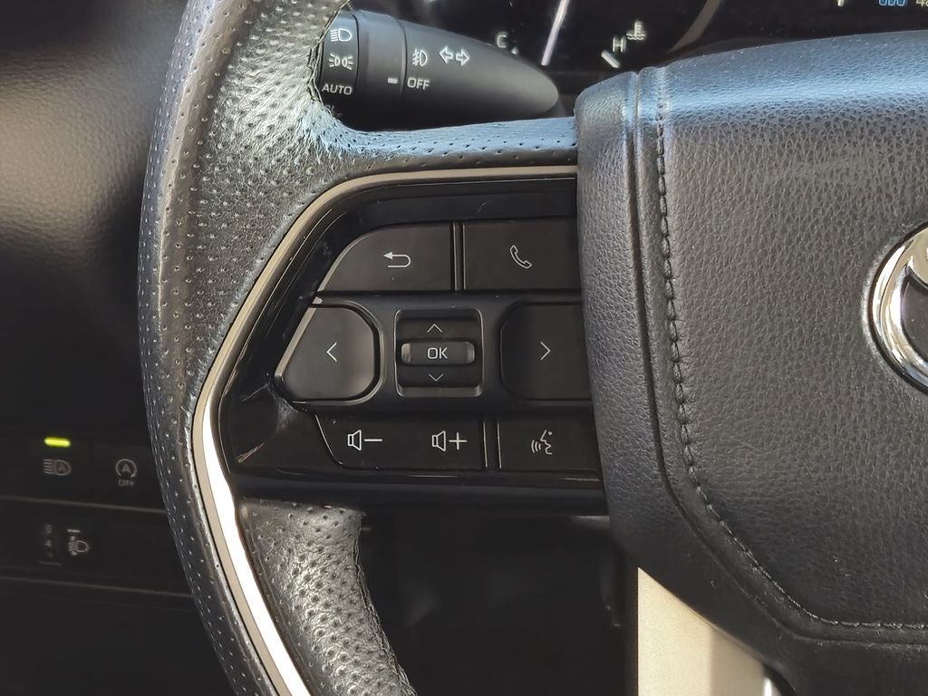 2022 Toyota TUNDRA 4X4 SR5