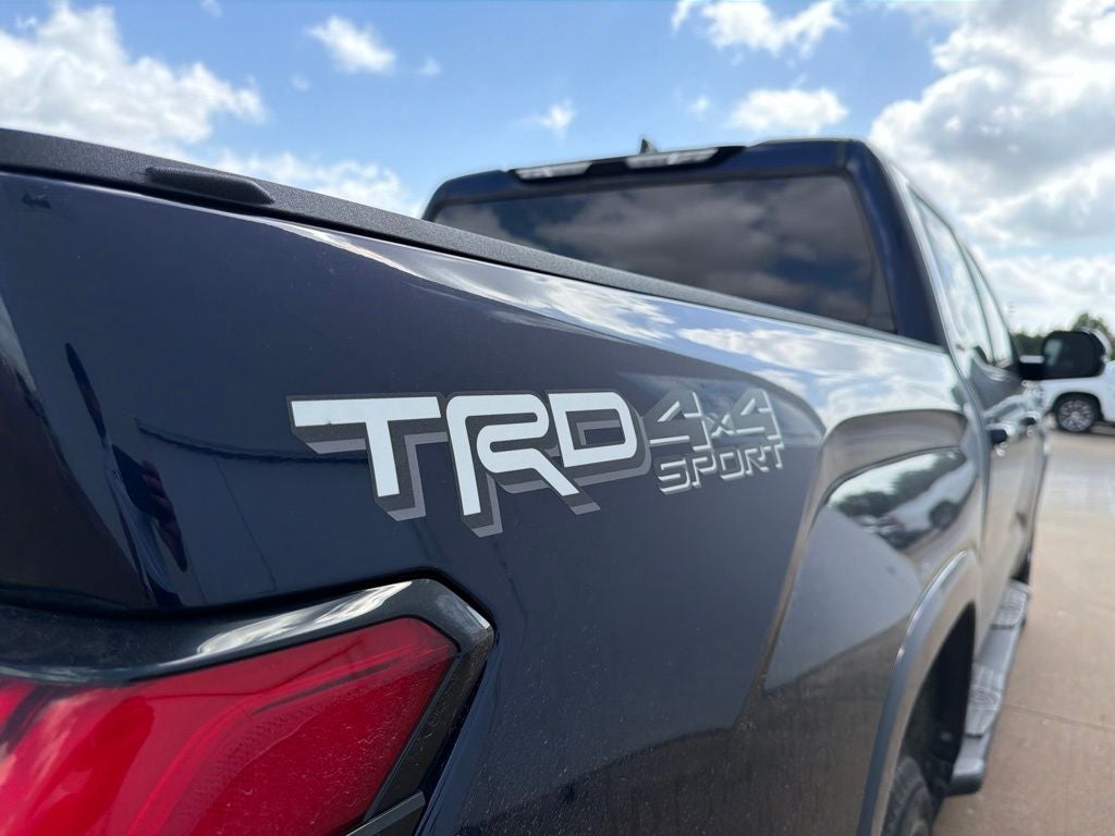 2022 Toyota TUNDRA 4X4 SR5