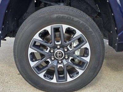 2022 Toyota TUNDRA 4X4 SR5