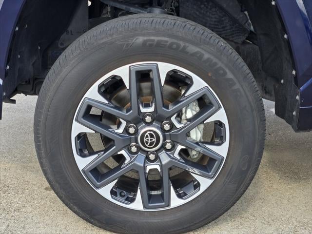 2022 Toyota TUNDRA 4X4 SR5