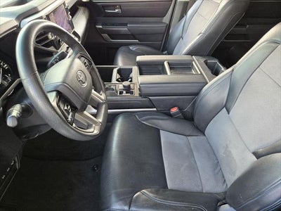 2022 Toyota TUNDRA 4X4 SR5