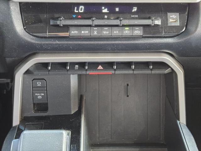 2022 Toyota TUNDRA 4X4 SR5